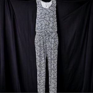 UNIQLO x MoMA special edition sol lewitt geometric design jumpsuit - size S